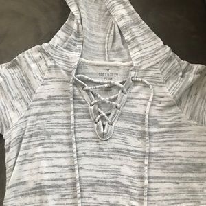 🚫SOLD on Mercari 🚫AE soft & sexy pullover